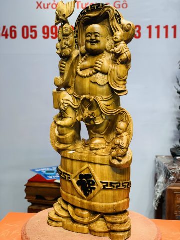 Di Lặc đứng trống tam tiểu gánh gậy như ý ngọc am. Di Lặc đứng trống tam tiểu gánh gậy như ý ngọc am.