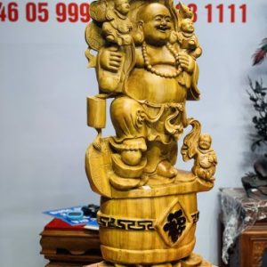 Di Lặc đứng trống tam tiểu gánh gậy như ý ngọc am. Di Lặc đứng trống tam tiểu gánh gậy như ý ngọc am.