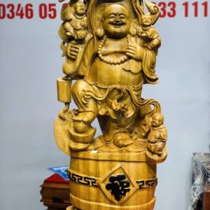 Di Lặc đứng trống tam tiểu gánh gậy như ý ngọc am. Di Lặc đứng trống tam tiểu gánh gậy như ý ngọc am.