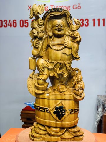 Di Lặc đứng trống tam tiểu gánh gậy như ý ngọc am. Di Lặc đứng trống tam tiểu gánh gậy như ý ngọc am.