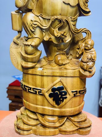 Di Lặc đứng trống tam tiểu gánh gậy như ý ngọc am. Di Lặc đứng trống tam tiểu gánh gậy như ý ngọc am.