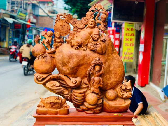 Di Lặc ngũ tiểu ngồi bao tiền nu hương Di Lặc ngũ tiểu ngồi bao tiền nu hương