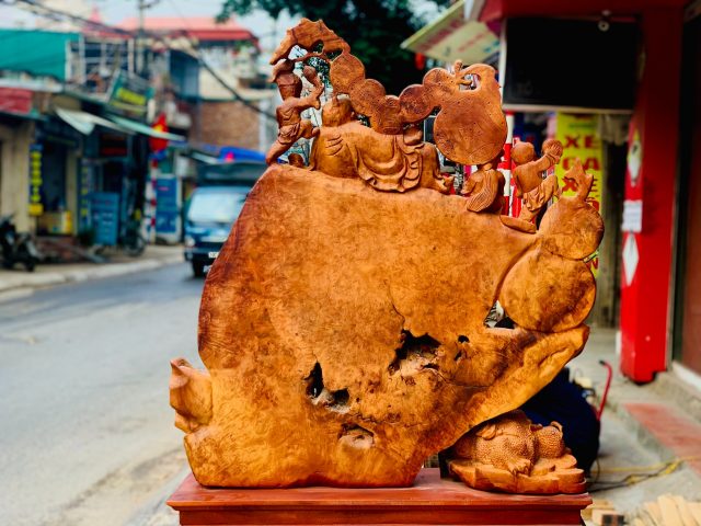 Di Lặc ngũ tiểu ngồi bao tiền nu hương Di Lặc ngũ tiểu ngồi bao tiền nu hương