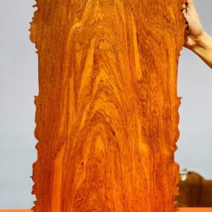 Dốc lịch thuyền hương đá.