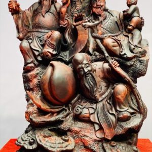 Tam đa ngồi tùng gỗ trắc. Tam đa ngồi tùng gỗ trắc.