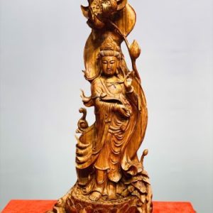 Quan Âm cầm ngọc như ý gỗ sưa.
