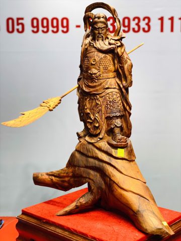 Quan Công vuốt râu gỗ sưa. Quan Công vuốt râu gỗ sưa.