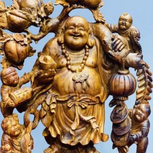 Di Lặc ngũ tiểu vác đào sưa. Di Lặc ngũ tiểu vác đào sưa.