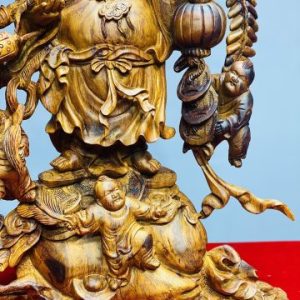 Di Lặc ngũ tiểu vác đào sưa. Di Lặc ngũ tiểu vác đào sưa.