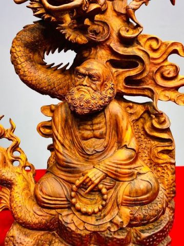 Đạt Ma Phục Long Gỗ Sưa