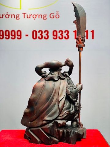 Quan Công Chống Đao Gỗ Trắc
