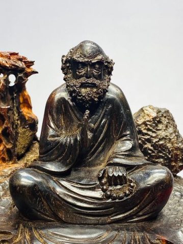 Đạt Ma Ngồi Thiền Gỗ Trắc
