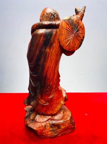 Đạt Ma Sư Tổ Gỗ Trắc