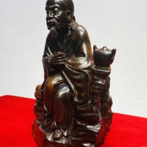 Thần Trà Gỗ Trắc