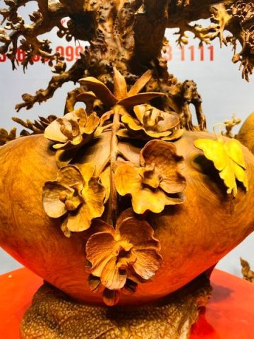 Bình Hoa Mai Gỗ Nu Hương