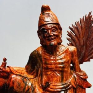 Tế Công Gỗ Trắc