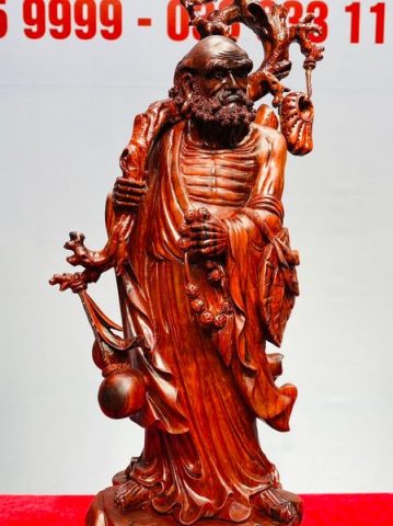 Đạt Ma Vác Gậy Gỗ Trắc