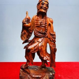 Tế Công Gỗ Trắc
