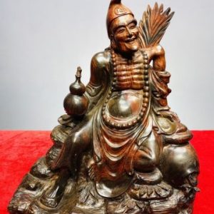 Tế Công Gỗ Trắc