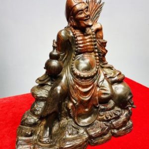 Tế Công Gỗ Trắc