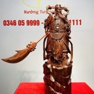 Quan Công Xách Đao Gỗ Tử Đàn