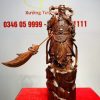 Quan Công Xách Đao Gỗ Tử Đàn