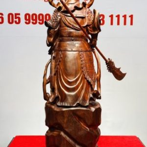 Quan Công Xách Đao Gỗ Tử Đàn