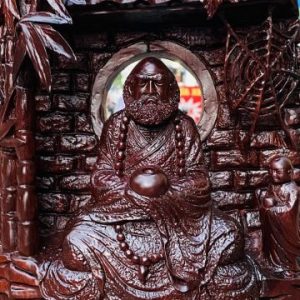 Đạt Ma Khất Thực Gỗ Tử Đàn