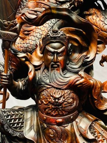 Quan Công Hàng Long Gỗ Trắc