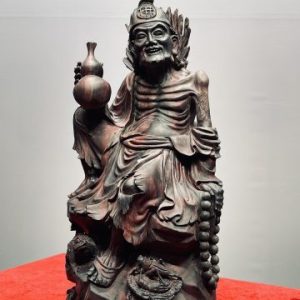 Tế Công Gỗ Tử Đàn