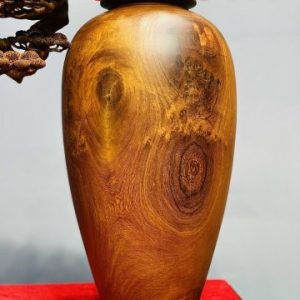 Bình tùng hạc gỗ hương.
