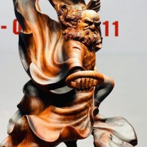 Đạt Ma Múa Võ Gỗ Trắc