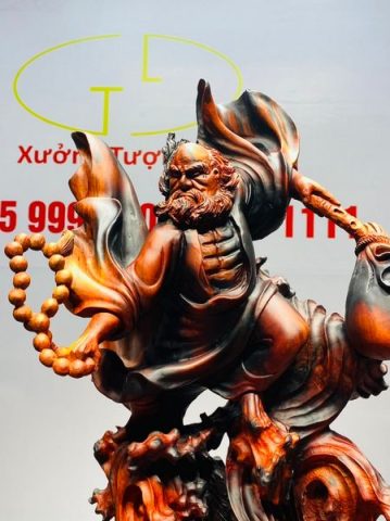 Đạt Ma Múa Võ Gỗ Trắc