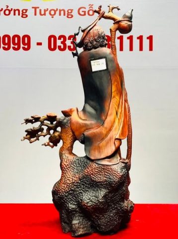 Đạt Ma Sư Tổ Cây Tùng