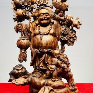 Di Lạc Nhị Tiểu Vác Cành Đào Đứng Bao Tiền Gỗ Sưa