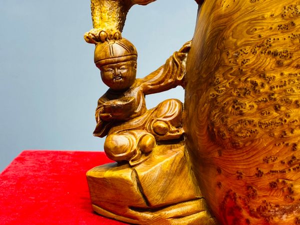 Di Lạc Nhất Tiểu Gỗ Nu Ngọc Am