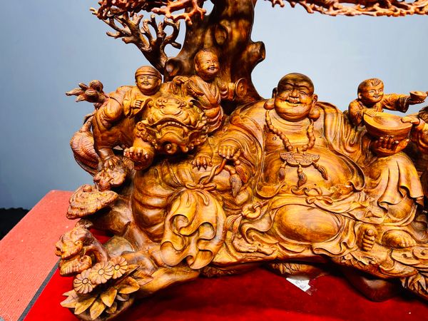 Di Lạc Ngũ Tiểu Cây Tùng Gỗ Sưa