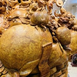 Di Lạc Cửu Tiểu Nghê Thiềm Thừ Ngồi Gốc Tùng Gỗ Nu Hương Di Lạc Cửu Tiểu Nghê Thiềm Thừ Ngồi Gốc Tùng Gỗ Nu Hương