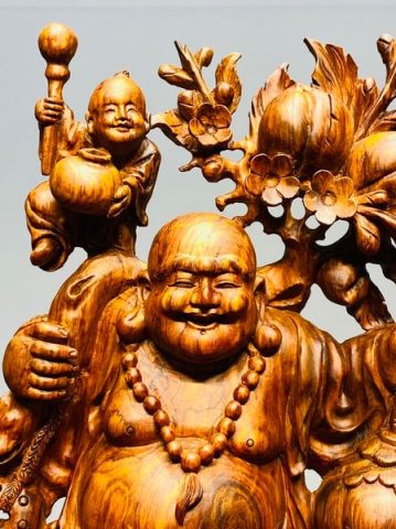 Di Lạc Vác Cành Đào Nhị Tiểu Nhất Nghê Đứng Bao Tiền Gỗ Sưa