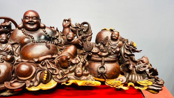 Di Lạc Ngũ Tiểu Ngồi Đống Tiền Gỗ Trắc