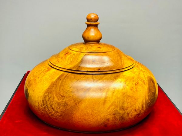 Chum Phú Quý Gỗ Nu Hương
