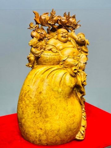 Di Lạc Vác Cành Đào Nhị Tiểu Ngồi Bao Tiền Gỗ Nu Hương