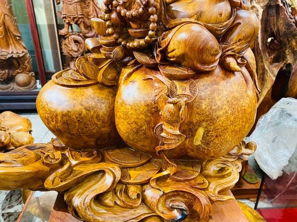 Di Lạc Nhị Tiểu Ngồi Bao Tiền Gỗ Nu Hương