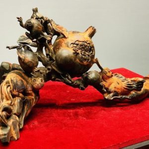 Cành Lựu Sóc Gỗ Trắc