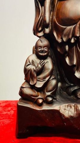 Di Lạc Nấm Linh Chi Nhất Tiểu Gỗ Trắc