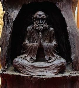 Đạt Ma Ngồi Thiền Khúc Tre Gỗ Trắc