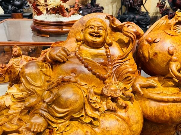 Di Lạc Tam Tiểu Ngồi Bao Tiền Gỗ Nu Hương