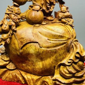 Di Lạc Tam Tiểu Vác Cành Đào Đứng Bao Tiền Gỗ Nu Hương