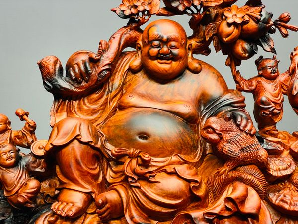 Di Lạc Vác Cành Đào Ngũ Tiểu Ngồi Bao Tiền Gỗ Trắc