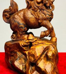 Kỳ Lân Gỗ Sưa